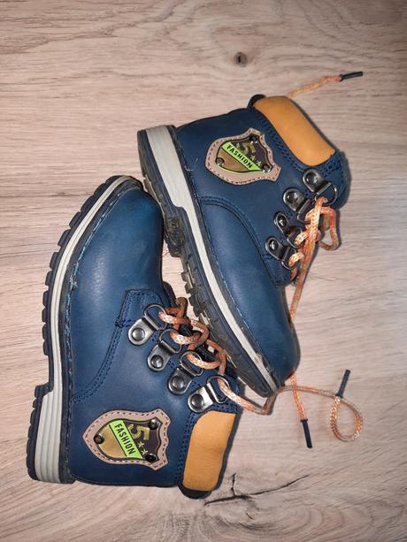 Kotníkové topánočky, 22