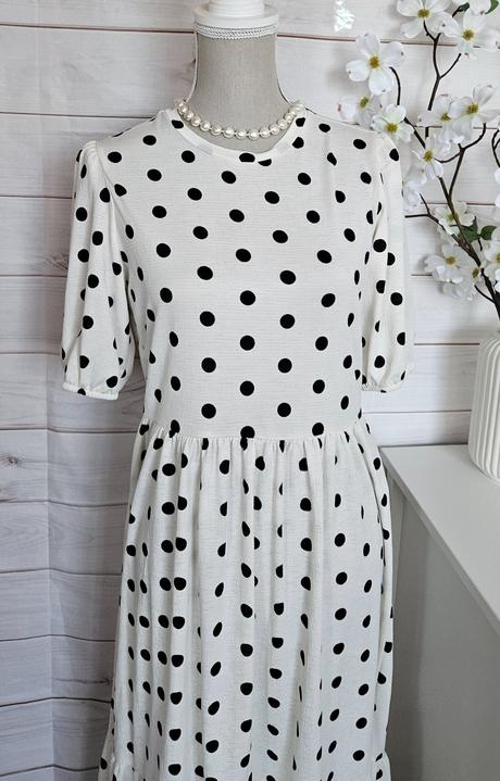 Pekné lahulinké šaty, stradivarius,m