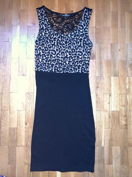 Čierne šaty so zvieracím vzorom, m