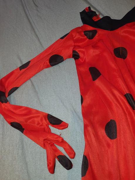 Elastický kostým lienka pre 1 stupeň zš,