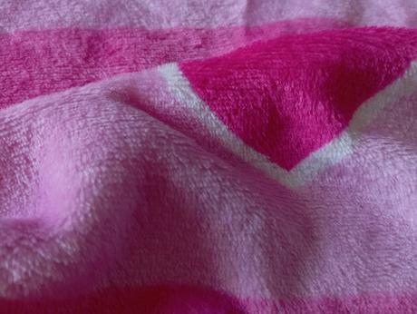 Barbie deka 120x150cm so srdiečkami, 