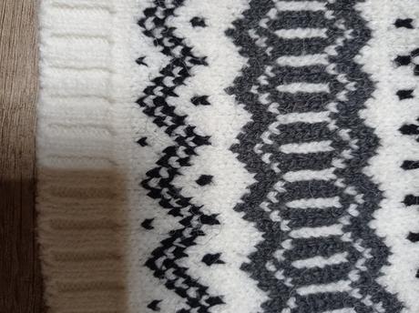 Čiapky dievčenské 3-5r., 110