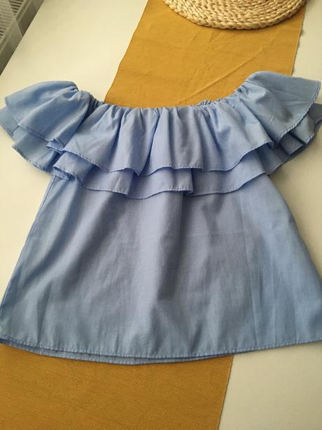 Top s volanom, reserved,34