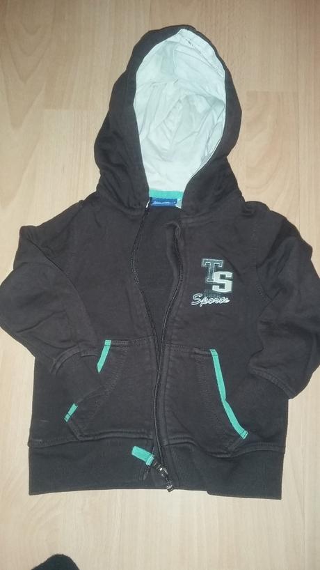 Setík mikinky a trička, lupilu,86