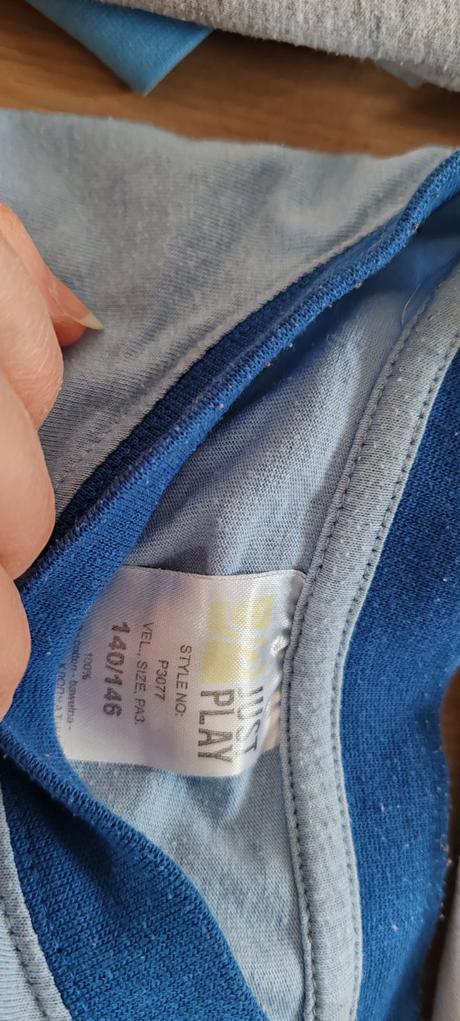 9x pyžamo vrchný diel, 140