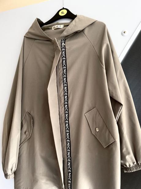 Bunda s kapucňou, xl