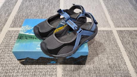 Turistická obuv, 37