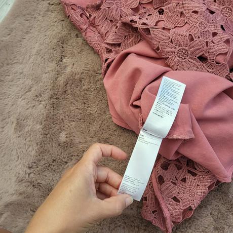 34 krajkove saty, 34