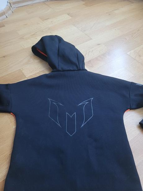 Messi bunda, adidas,116