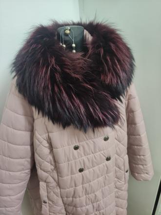 Nádherná bunda, golier pravý myval, 54