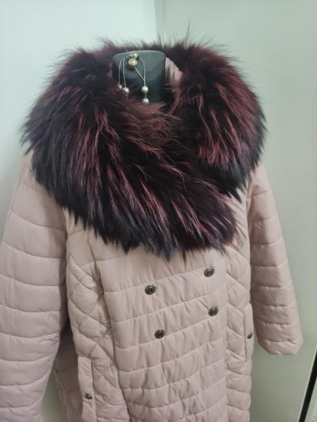 Nádherná bunda, golier pravý myval, 54