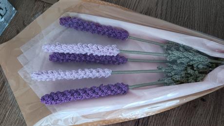 Háčkovaná kytica, levanduľa, 