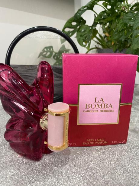 Parfem carolina herrera la bomba, 