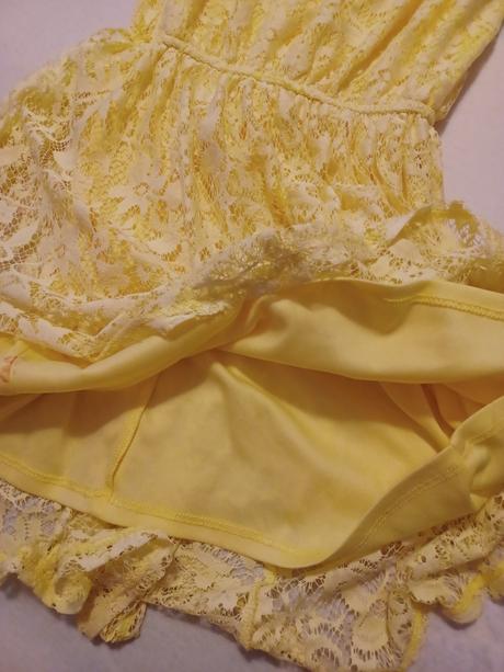 Šaty s čipkou, c&a,146