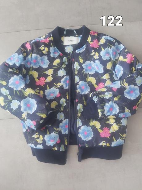 Dievcenska prechodná bomberka, reserved,122