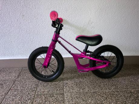 Kellys kiru s brzdou, kellys