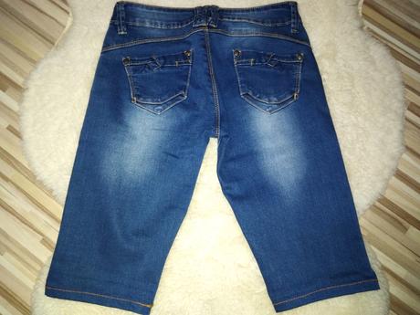 Dievčenské kraťasy, 146