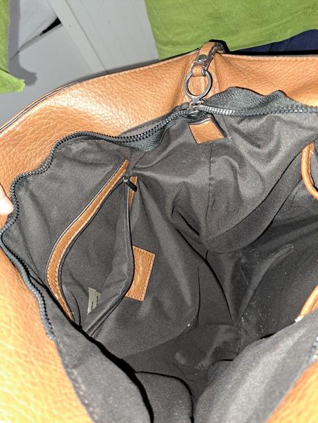 Velka kabelka bata, baťa