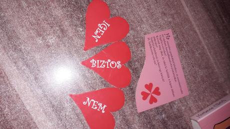 A boszorkànyok nem csòkolòzhatnak tini könyv, 