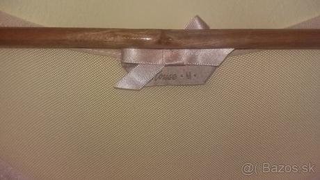 Šaty s čipkou, house,m