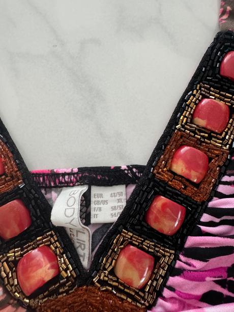 Šaty s aplikáciou, xl