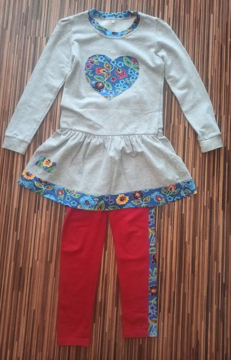 Saty a leginky suprava 122/128, 128