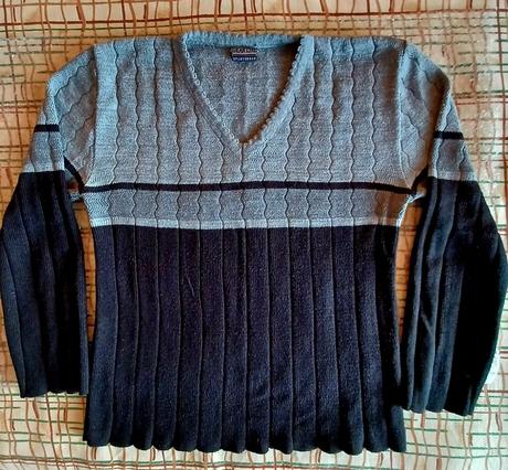 Chlapčenský svetrík 146 - 152, 146