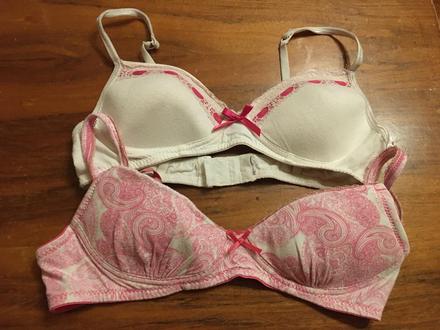 2x podprsenka 146-152, takko,152