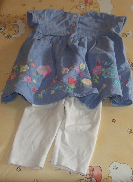 Letné šaty s výšivkou a leginkami, f&f,68