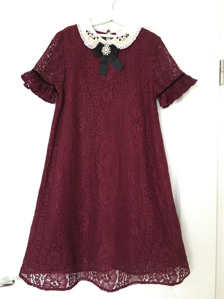 Nádherné čipkované šaty, river island,146