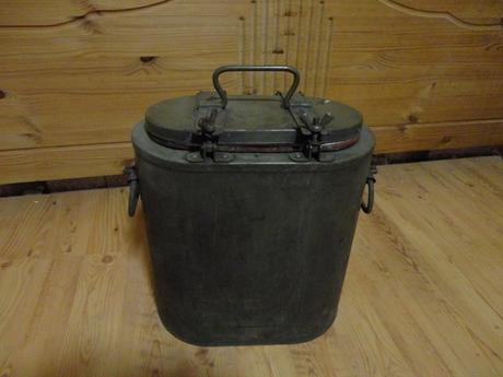 Vojenská varnica na jedlo,