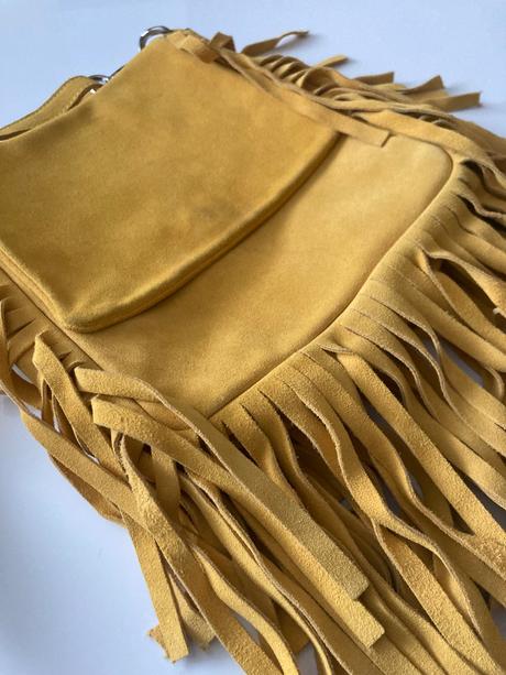 Kabelka z brusenej koze, 