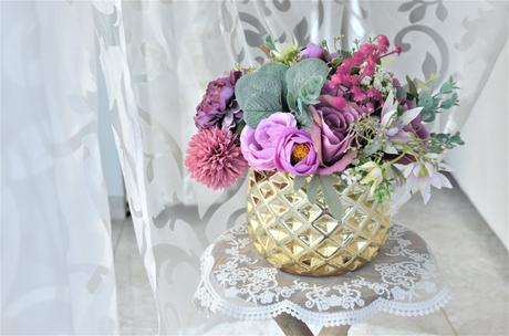 Aranž v zlatom keramickom črepníčku, 