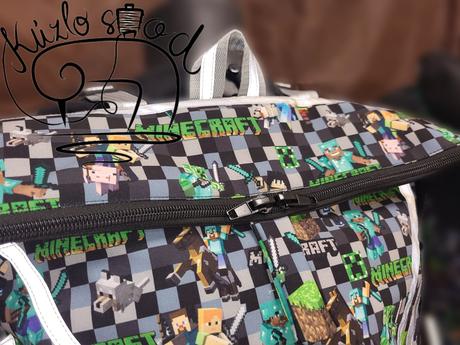 Batôžtek minecraft s mnohými reflexnymi pásmi zips, 