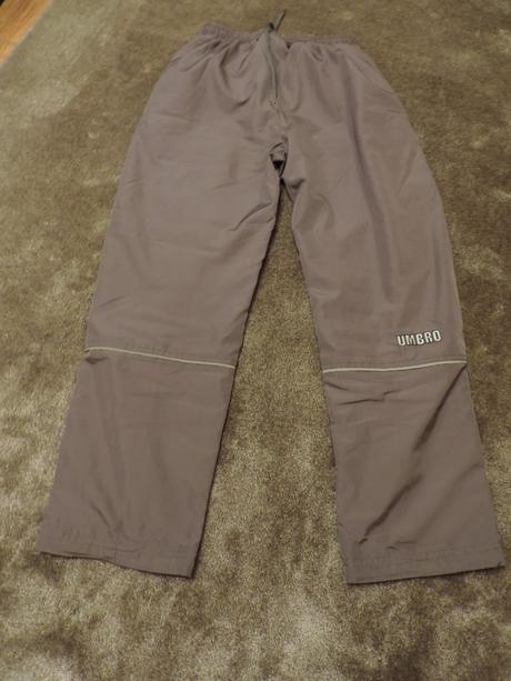 Športové nohavice, umbro,152
