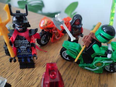 8x ninja ninjago stavebnica sada 2., 