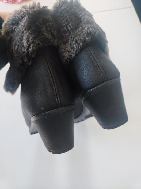 Členkové čižmy, rieker,40