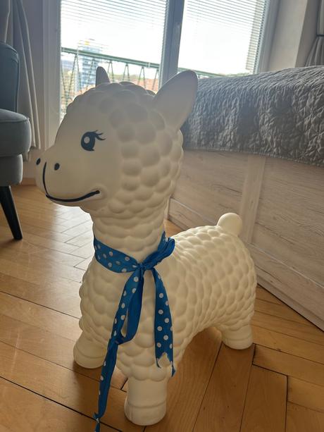 Skákacie zvieratko lama, 