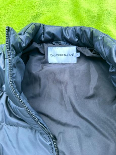Nadherna nova bundicka calvin klein, calvin klein,s