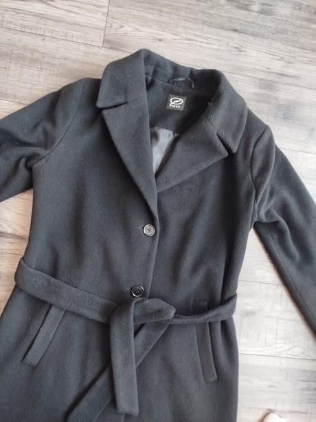 Vlnený kabát, 40