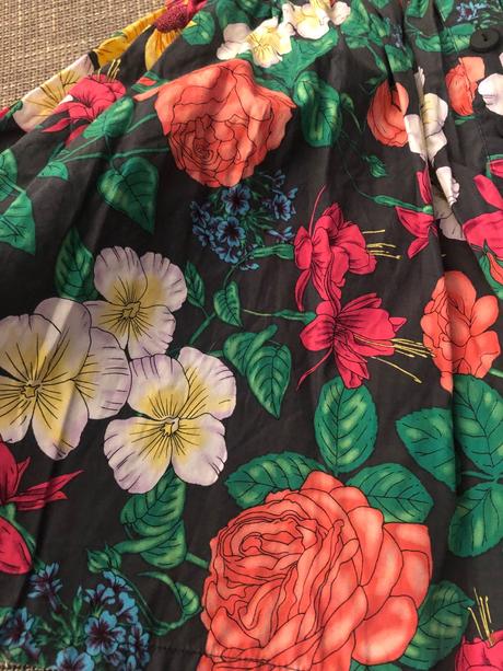 Kvietkova sukňa, veľkosť s, s