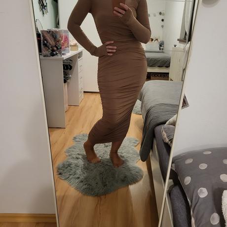 Xs priliehave saty, xs