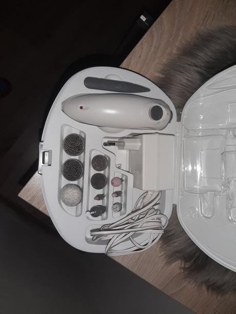 Manikúrová kazeta,