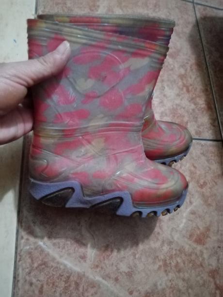 Dievčenske gumaciky 26/27, demar,26