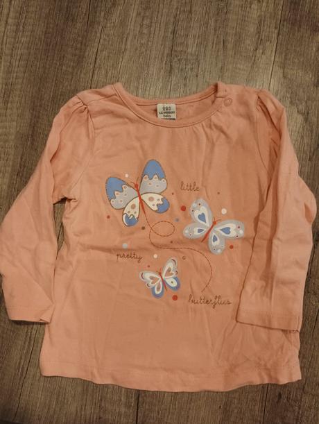Dlhe tricko s motylikmi, 74
