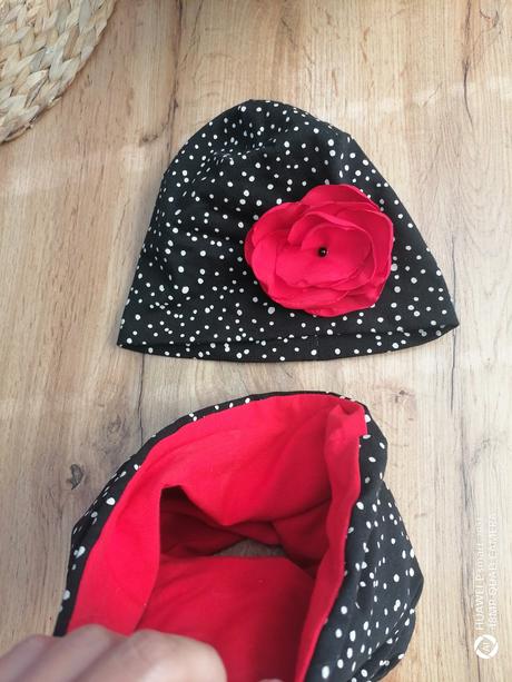 Set čiapka a nakrčnik, 98