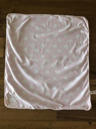 Deka so srdieckami zn. mothercare,