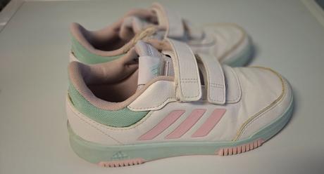 Tenisky s bielou podrážkou na suchý zips, adidas,35