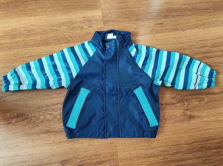 Pogumovaná bunda, 74