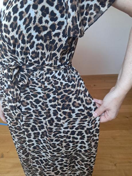 Ľahké šaty leopardí vzor veľkosť l, l